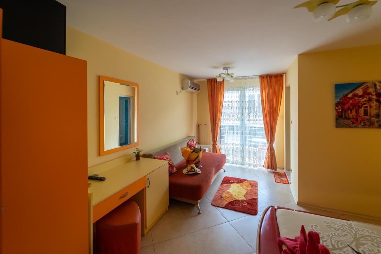 Boutique Guest House 'Sofia' Nesebar Exterior photo