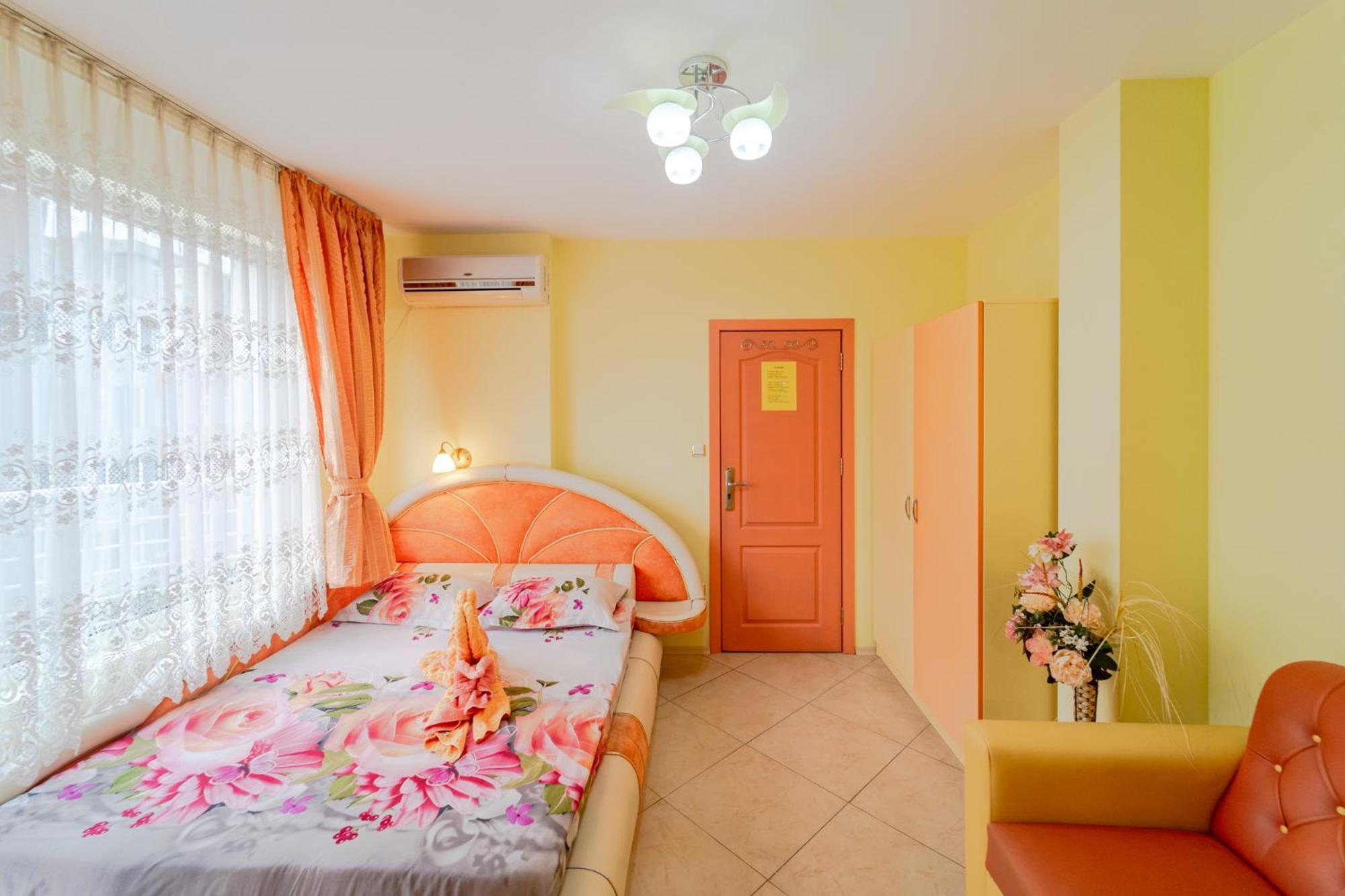 Boutique Guest House 'Sofia' Nesebar Exterior photo
